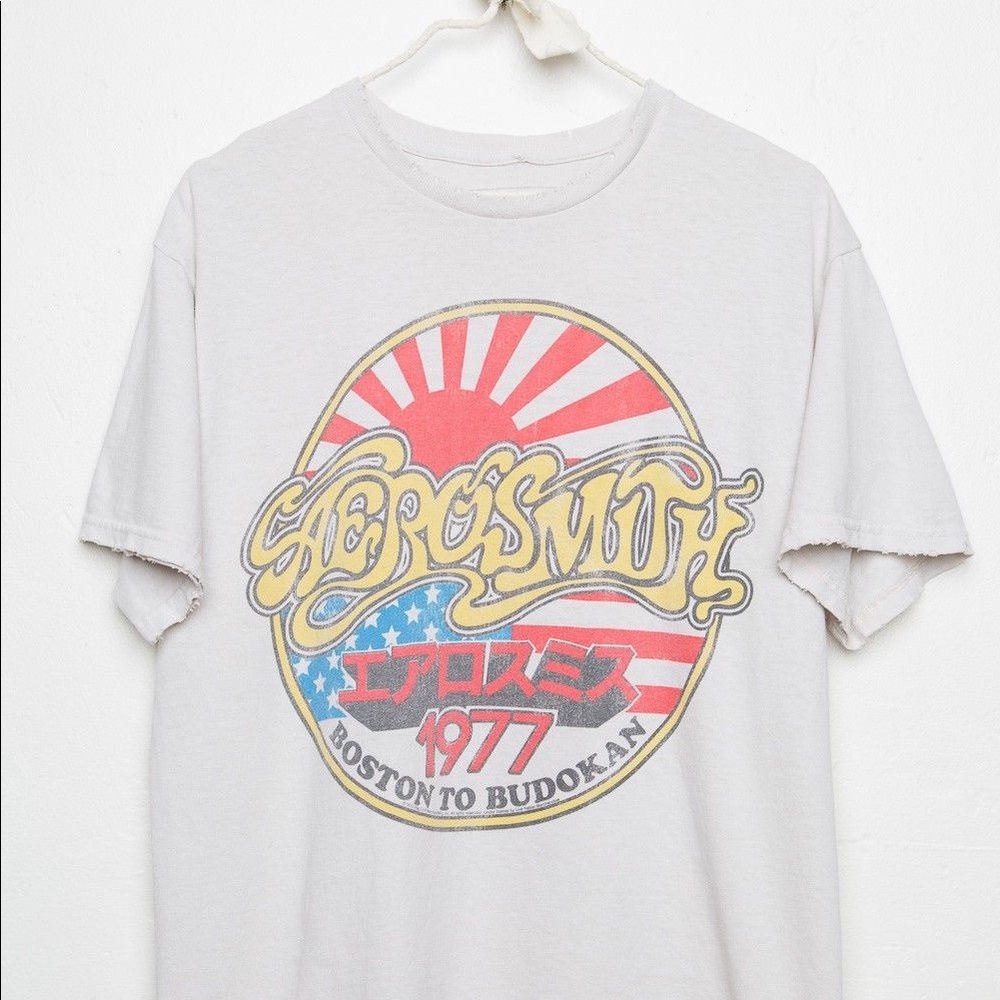 Brandy Melville Graphic Tee